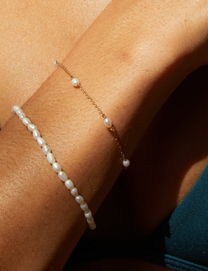 Organic Pearl Station Bracelet