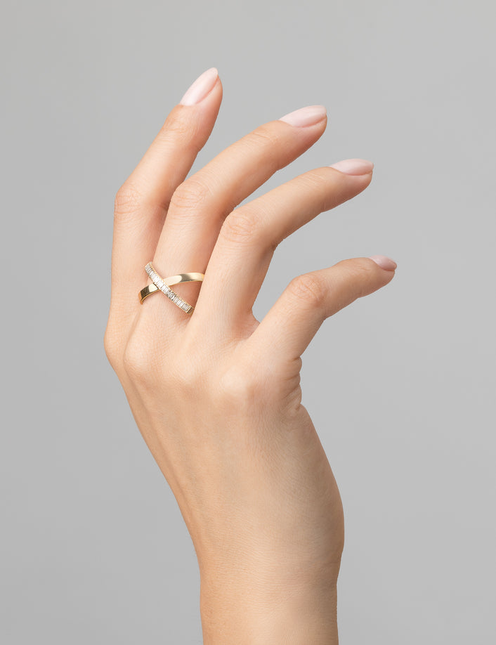 Bold Half Diamond Baguette X Ring