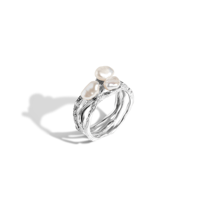 AURATE X KERRY: Venus Organic Pearl Tri Gold Ring