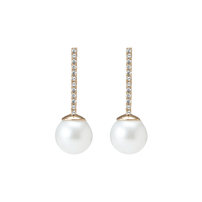 Proud Diamond Pearl Earrings